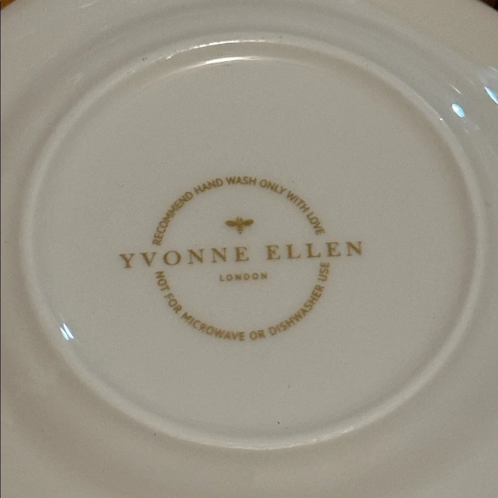 Yvonne Ellen London Tea-Time Set of 4 Tea Plates, Carnival Animals - Picture 14 of 15